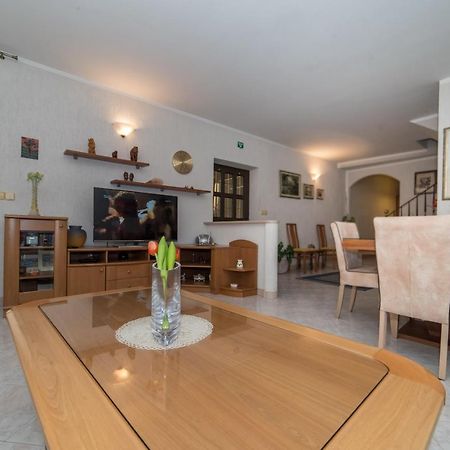 Holiday Nest Дубровник Екстер'єр фото