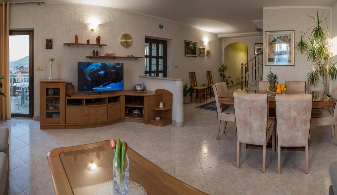 Holiday Nest Дубровник Екстер'єр фото