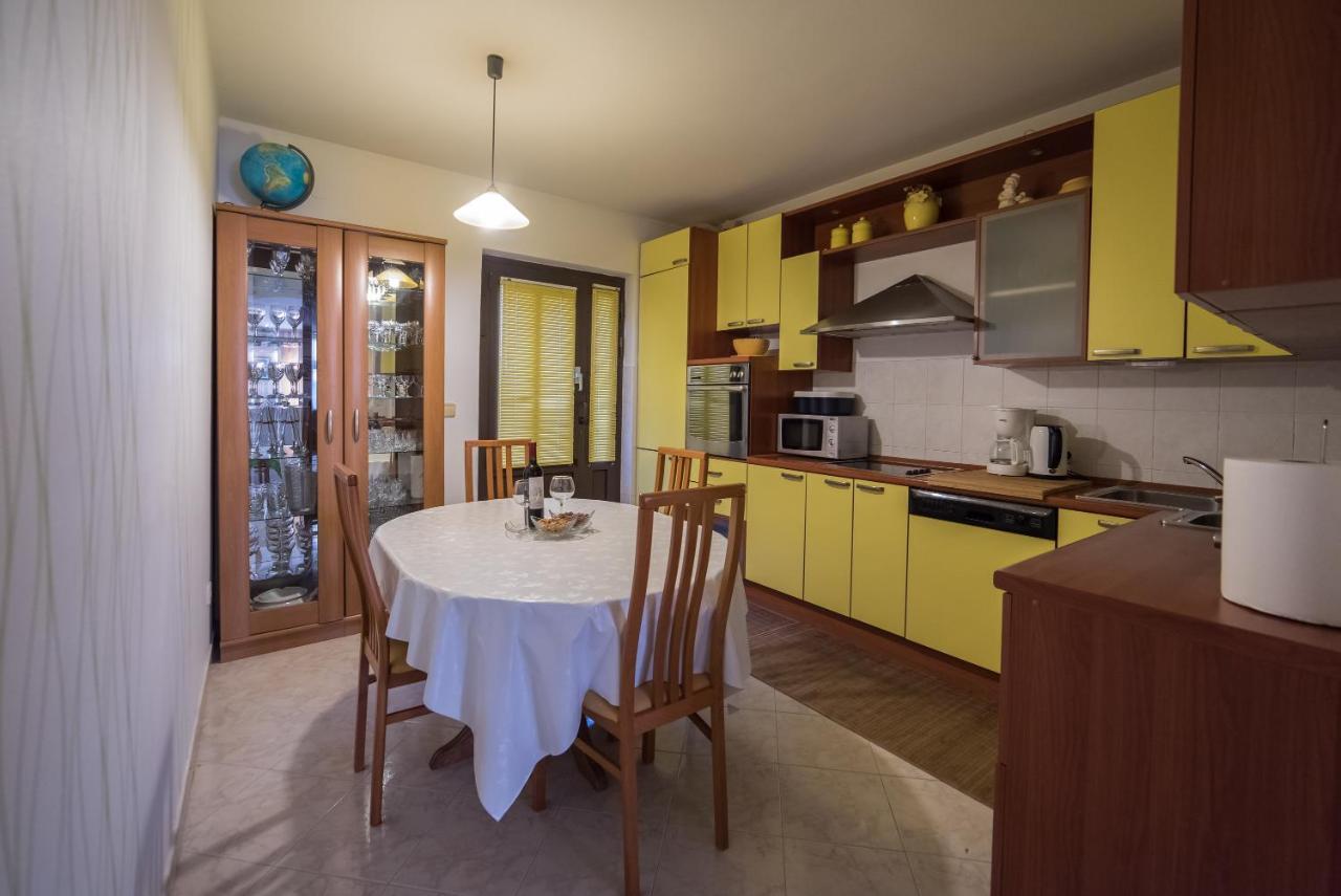 Holiday Nest Дубровник Екстер'єр фото