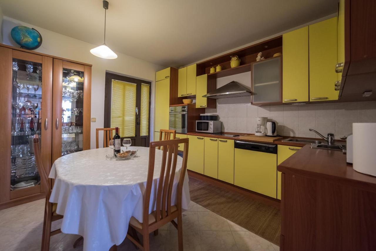 Holiday Nest Дубровник Екстер'єр фото